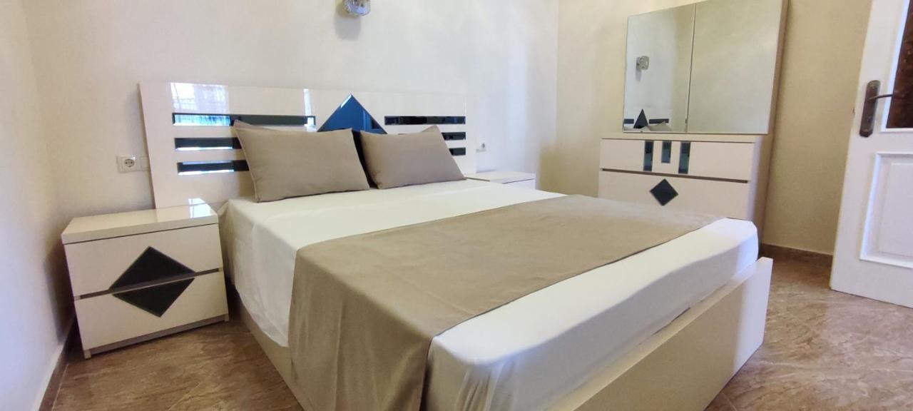 G&L Apartments Tbilisi Bagian luar foto
