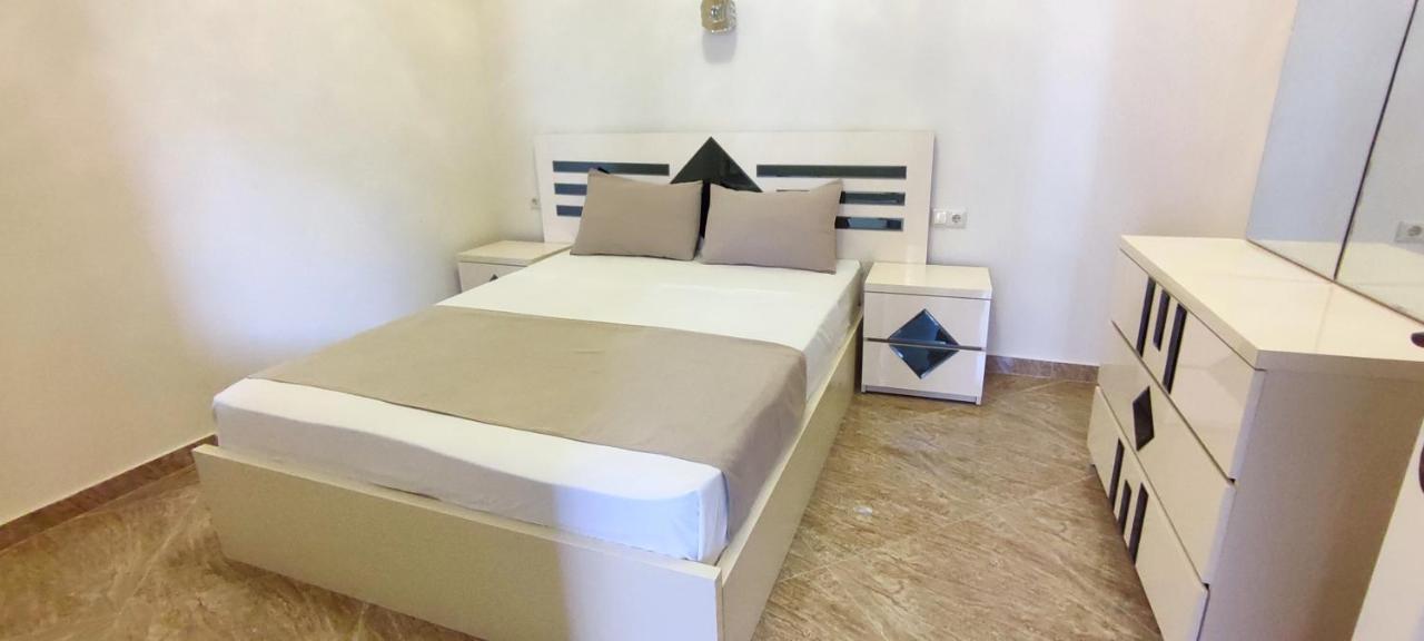 G&L Apartments Tbilisi Bagian luar foto